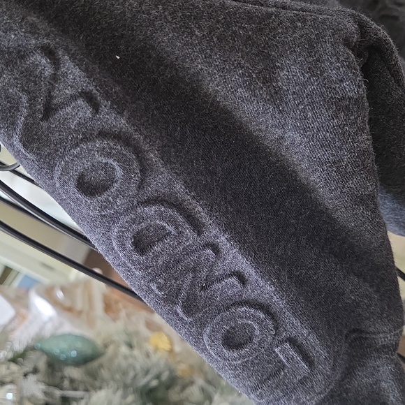 Boys BurrberryFleece Sweatshirt. Gray with Burberry logo. - Picture 3 of 9